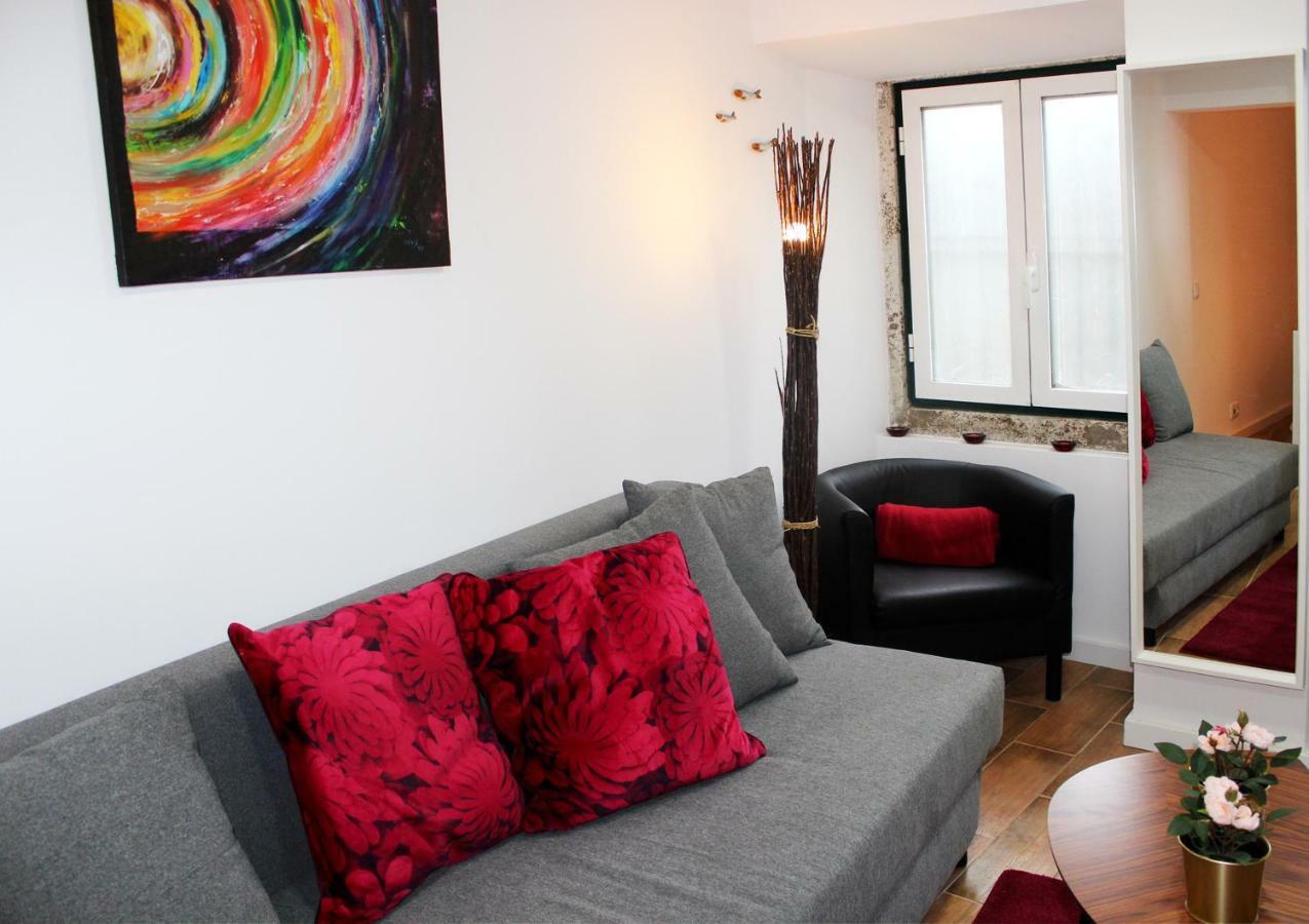 * 5 Star Apartment In Historic District * Walk 2 Alfama! Лиссабон Экстерьер фото