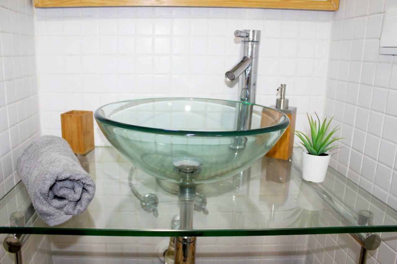 * 5 Star Apartment In Historic District * Walk 2 Alfama! Лиссабон Экстерьер фото